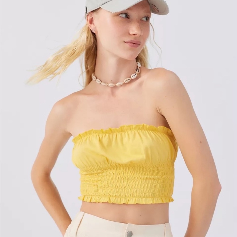 NWT UO Stella Smocked Ruffle Tube Top
